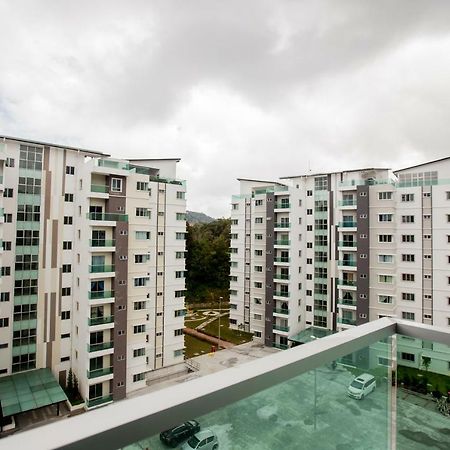 Icolor Home & Stay Ch 8 Танах-Рата Экстерьер фото
