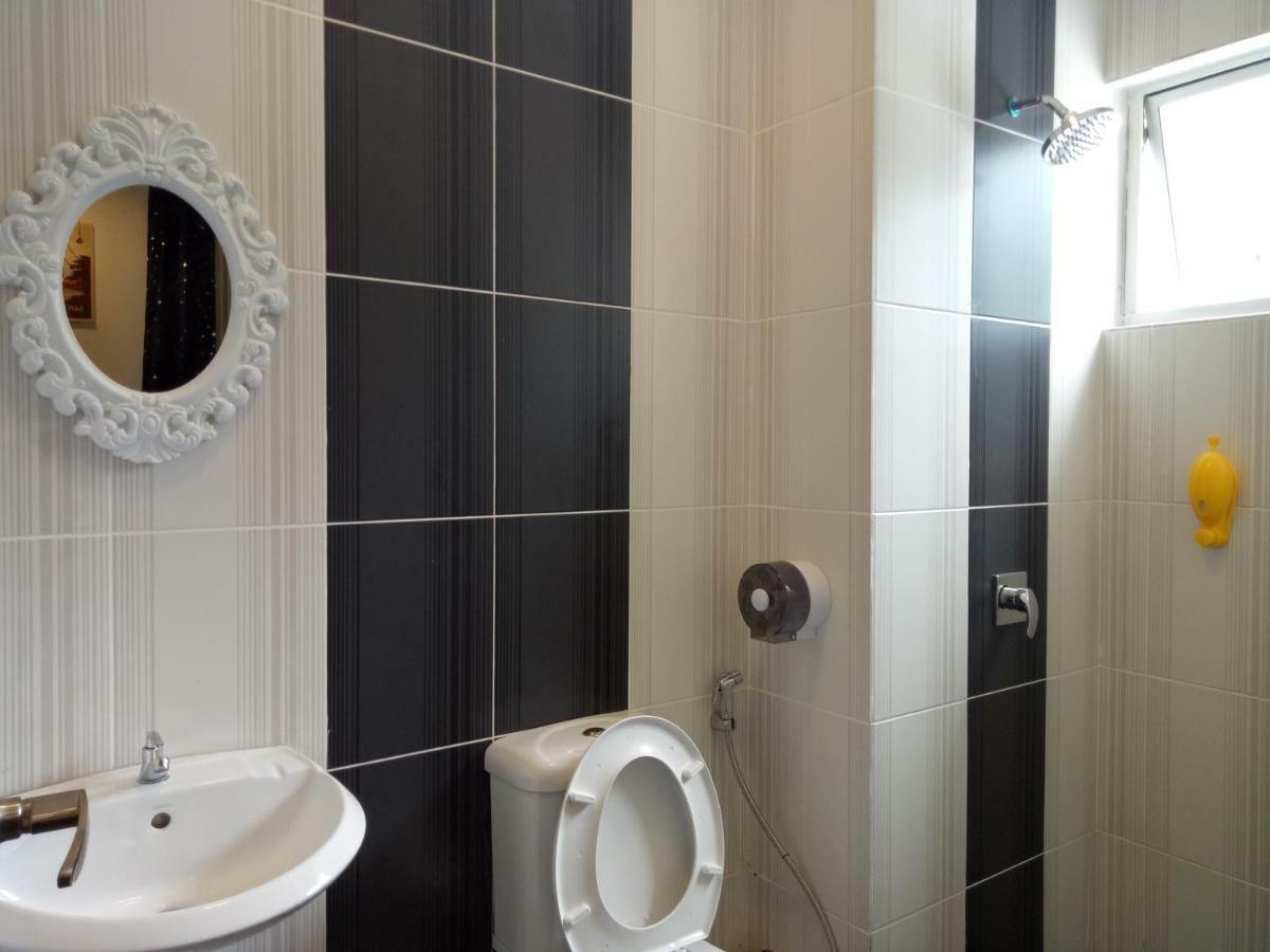 Icolor Home & Stay Ch 8 Танах-Рата Экстерьер фото